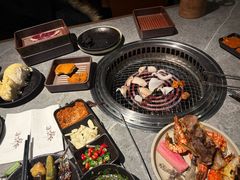 -牛YO寿喜烧·铁板烧和牛火锅自助(市府恒隆店)