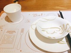 -罗氏十三活虾餐厅(光谷K11购物艺术中心店)