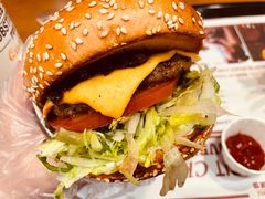 -The Habit Burger Grill 哈比特汉堡(世博店)
