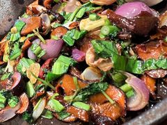 -云海肴·汽锅鸡·云南菜(天山百盛优客店)