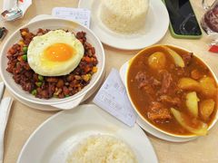 干免治牛肉饭-喜莲咖啡