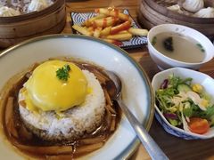 芝士牛肉汉堡咖喱饭-红小满休闲餐厅(十全街店)