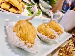 金枕榴莲天鹅酥-茶小点(丽悦新天店)