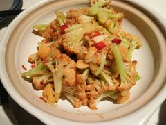 -八府香鸭·啫啫煲(华山路店)