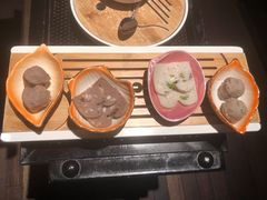 四宝牛丸类拼盘-左庭右院鲜牛肉火锅(新梅广场店)