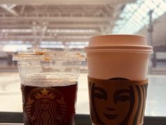 -星巴克(上海虹桥站2A检票口)