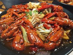 麻辣小龙虾-隔壁老王·家常云南菜(花巷店)