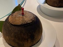 原只椰炖乌鸡汤-汤城小厨•粤菜•靓汤(苏州街店)
