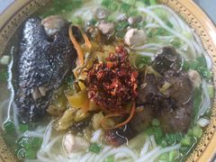 -正宗李家土鸡米线店