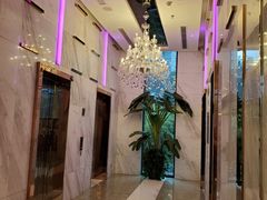 -上海虹桥西郊假日酒店