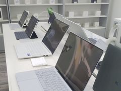 -荣耀授权专卖店(黄浦浙江中路店)