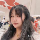 哎呀呀❗️这里的小哥哥小姐姐编小辫真好看