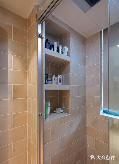 我家用壁龛来收纳