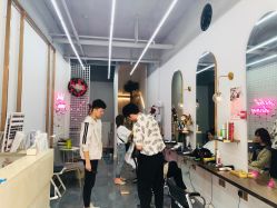 -茶发Salon·烫发染发理发