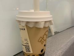 -喜茶(迪士尼小镇·平行宇宙店)