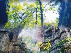 -梭布垭石林景区