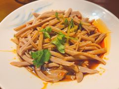 -东口码头·烧鸽子·鱼头泡饼·地方菜(金鹰悦城店)