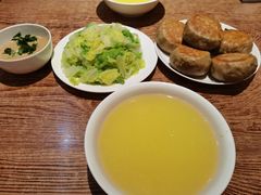 -清真吴记门钉肉饼·喜多利