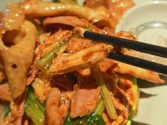 -大头虾越式风味餐厅(光明广场店)