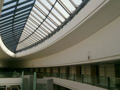 android_upload_pic-上海滴水湖皇冠假日酒店