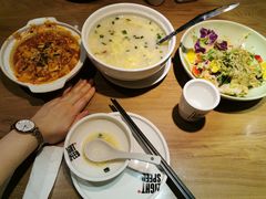 -吕氏疙瘩汤·新派鲁菜(东城万达广场店)