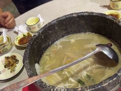 -墨脱石锅椰子鸡•香草鸭•东山羊(大东海店)