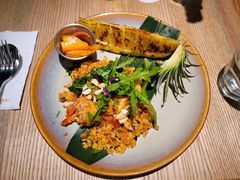 叁巴酱大虾鸡肉炒饭配炙烤菠萝-gaga(深圳福田星河COCO Park店)