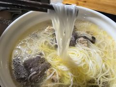 -文山荷鲜居(翠湖店)