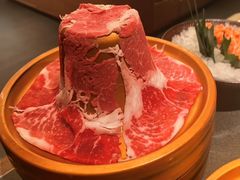 -牛YO寿喜烧·铁板烧和牛火锅自助(市府恒隆店)