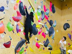 -问山MountQuest攀岩馆