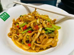 -绿草地·湘菜(7mall店)