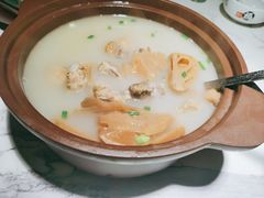 -小凤庭·地道湖北菜武昌鱼·藕汤(38年黄鹤楼店)