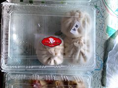 -白玉兰食品甜凤店(合生汇店)