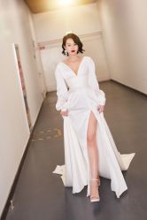-Renee芮亦婚纱(原丽莎)
