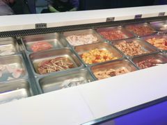 自助取餐区-鲜阁坊海鲜自助融合烤肉(银泰百货温州瓯海店)