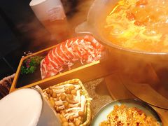 -湊湊火锅·茶憩(新中关购物中心店)