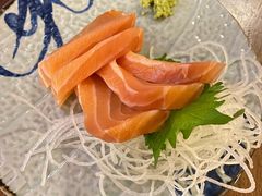 三文鱼刺身-黑门食堂