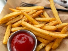 -J Create城市露营咖啡·简餐·宠物(上海动物园店)