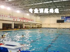 -矿泉游泳场