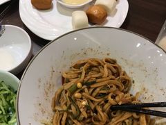 -生活本该如此北京小馆(周庄嘉园店)