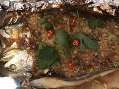 -街角等你.大连海鲜烧烤.经典铁板海鲜串(西安路店)