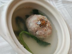 蟹粉狮子头-怡园饭店-餐厅(四望亭店)