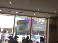 大堂-李先生牛肉面大王(营口大润发店)