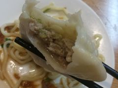 -大耳公曹氏驴肉包子铺(三八店)
