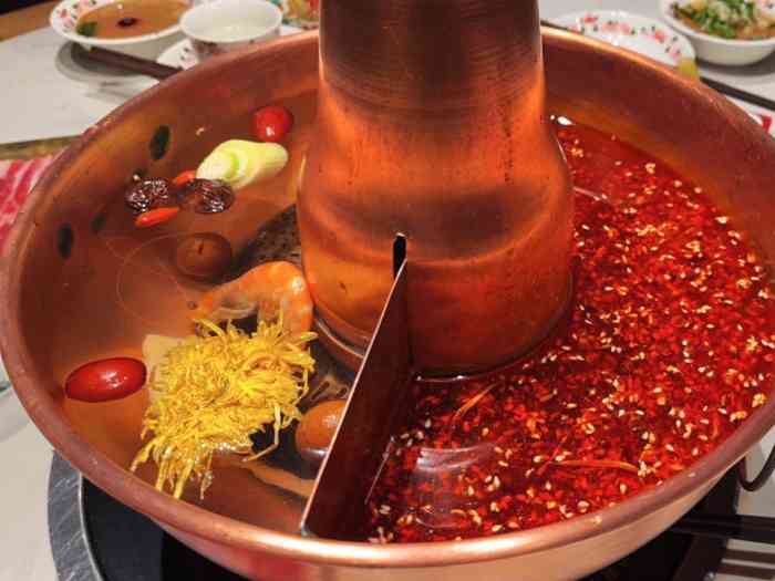 东门口鲜爆肚铜锅涮肉(老门东店)-"[环境]环境在老门东这块,挺好找的