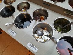 自助调料区-海底捞火锅(公益西桥店)