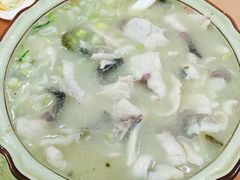 -小草房川菜馆(华茂街店)