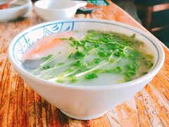 土鸡汤米线-云海肴·汽锅鸡·云南菜(领展购物广场·中关村店)