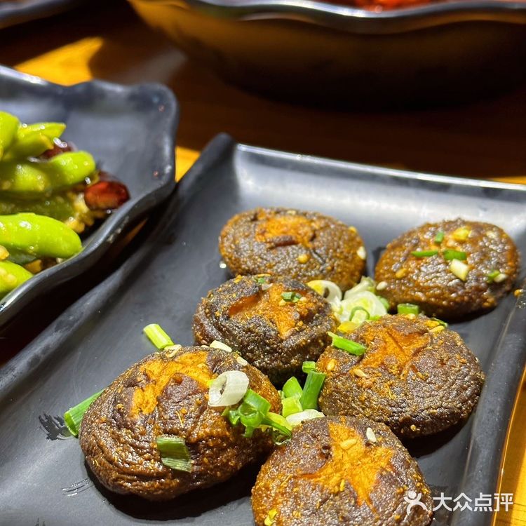 “强哥”都打卡过的武汉烧烤店,你不想去尝一尝吗