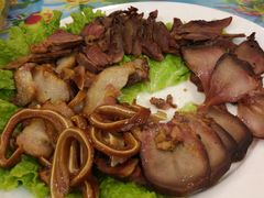 -闯关东东北农家菜(崂山石老人店)
